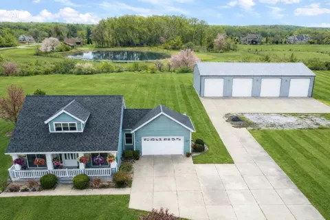 491 W Division Rd, Valparaiso, IN 46385