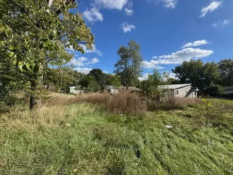 2345 Burr St, Gary, IN 46406 photo 2