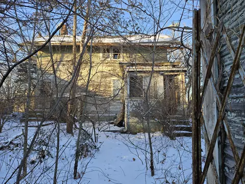 Exterior - 445 E Ridge Rd, Gary, IN 46409 photo 4 of 5