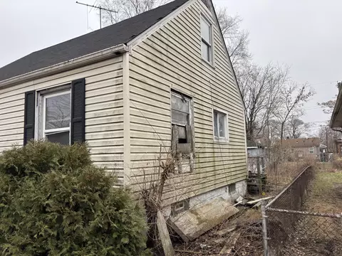 1942 Mckinley St, Gary, IN 46404 photo 3