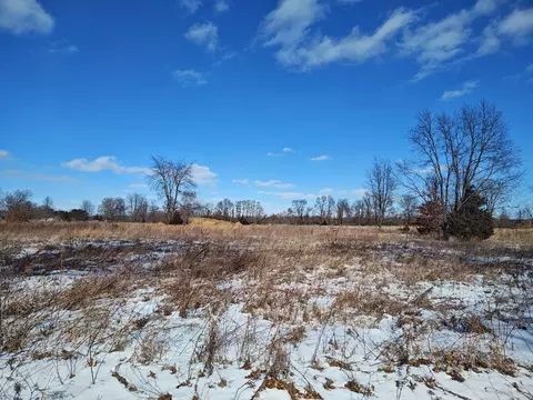 lot7 E 125, Knox, IN 46534