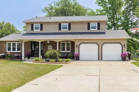 1521 W 4th St, Hobart, IN 46342