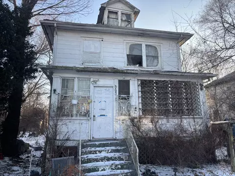 563 Pennsylvania St, Gary, IN 46402 photo 1