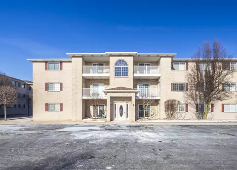 2023 W 75th #22, Merrillville, IN 46410