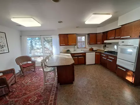 Kitchen - 8400 Forest Ave, Gary, IN 46403 photo 2 of 3