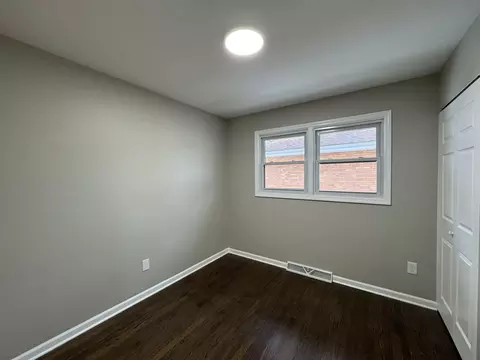 Bedroom - 1608 Tulip Ln, Munster, IN 46321 photo 3 of 4