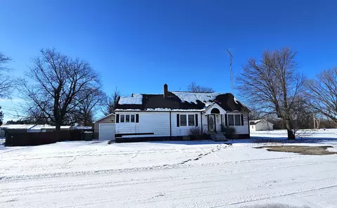 408 Hancock Ave, North Judson, IN 46366