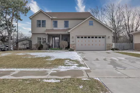 9031 Columbia Ave, Munster, IN 46321