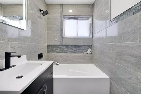 Bath - 4301 Johnson St, Gary, IN 46408 photo 2 of 2