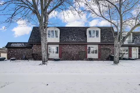 7933 Jefferson Ave #4B, Munster, IN 46321