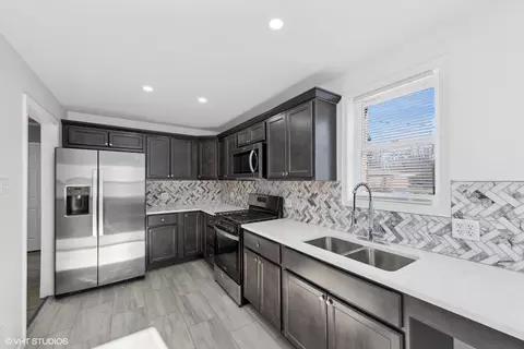 Kitchen - 1025 Wallace St, Gary, IN 46404 photo 2 of 2
