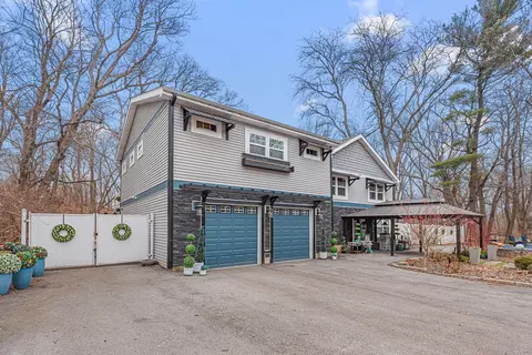 832 N Vanderburg St, Gary, IN 46403