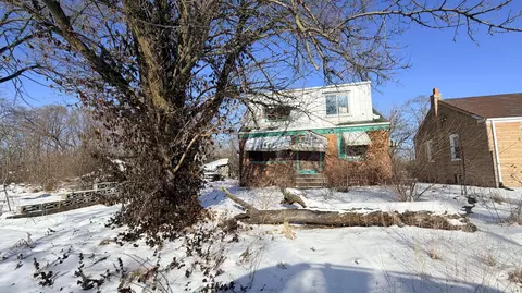 2211 Nichols Pl, Gary, IN 46407 photo 2