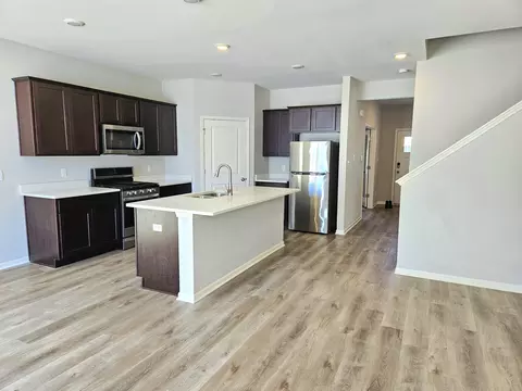 Kitchen - 10478 Morse Pl, Saint John, IN 46373 photo 1 of 4