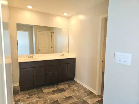 Bath - 10478 Morse Pl, Saint John, IN 46373 photo 1 of 5