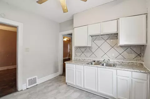4427 Washington St, Gary, IN 46408 photo 5
