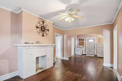 4427 Washington St, Gary, IN 46408 photo 2