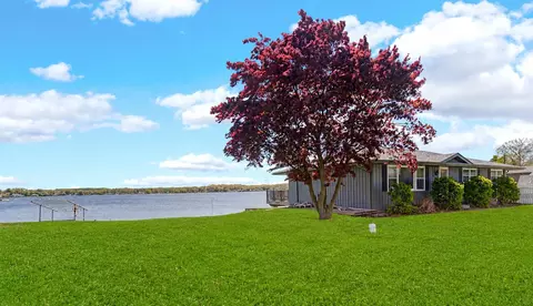238 W Johnson Rd, La Porte, IN 46350