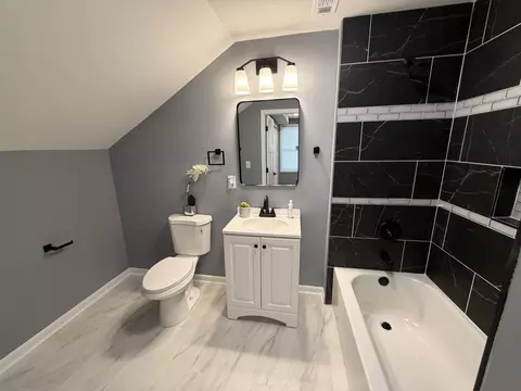 Bath - 2425 Adams St, Gary, IN 46407 photo 3 of 5