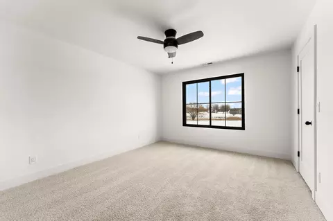 Bedroom - 3979 Tomahawk Cir, La Porte, IN 46350 photo 7 of 8