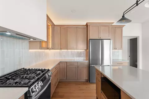 Kitchen - 3979 Tomahawk Cir, La Porte, IN 46350 photo 6 of 8