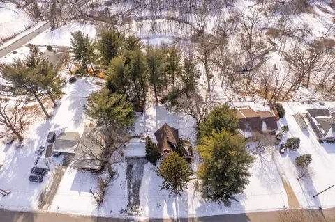 3675 E 32nd Ct, Hobart, IN 46342 photo 5