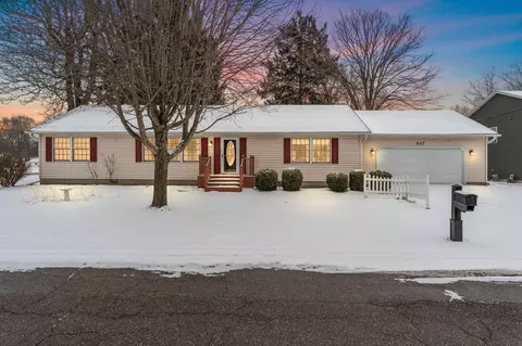 507 S 20th St, Chesterton, IN 46304
