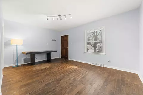 Living - 139 N Indiana St, Griffith, IN 46319 photo 2 of 3