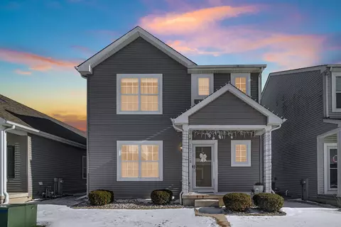 12728 Ellsworth St, Crown Point, IN 46307