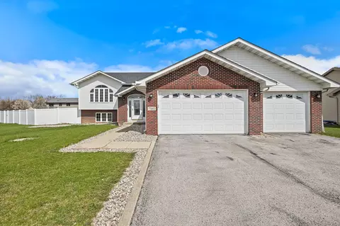 7540 W 92nd Ave, Crown Point, IN 46307