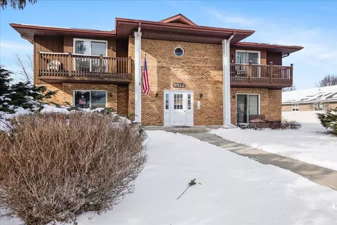 9512 Keilman St #1N, Saint John, IN 46373