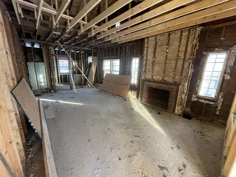 Living - 4169 Monroe St, Gary, IN 46408 photo 1 of 2