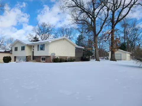 Exterior - 13291 County Rd 700, De Motte, IN 46310 photo 3 of 8