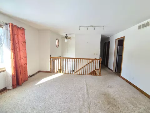 Living - 13291 County Rd 700, De Motte, IN 46310 photo 4 of 7