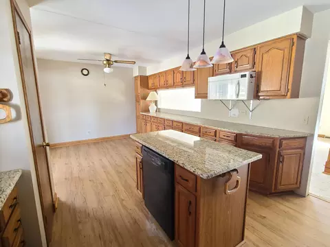 Kitchen - 13291 County Rd 700, De Motte, IN 46310 photo 2 of 5