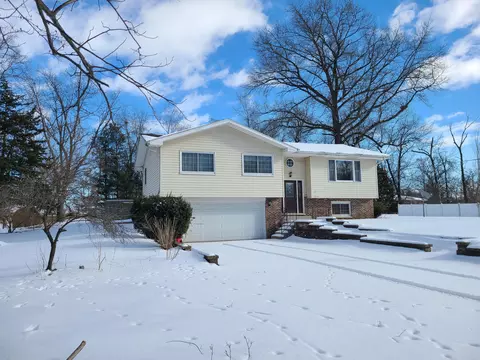 Exterior - 13291 County Rd 700, De Motte, IN 46310 photo 4 of 8