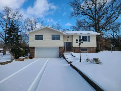 Exterior - 13291 County Rd 700, De Motte, IN 46310 photo 5 of 8