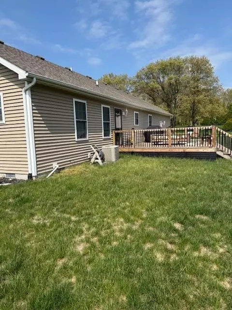 Exterior - 1781 Kelly Ct, Wheatfield, IN 46392 photo 5 of 10