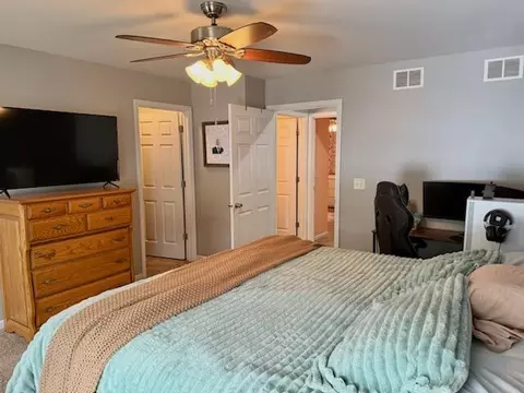 Bedroom - 1781 Kelly Ct, Wheatfield, IN 46392 photo 1 of 6