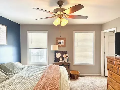 Bedroom - 1781 Kelly Ct, Wheatfield, IN 46392 photo 2 of 6