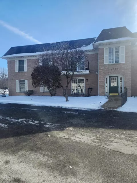 2721 Georgetowne Dr #D1, Highland, IN 46322 photo 1