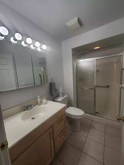 2721 Georgetowne Dr #D1, Highland, IN 46322 photo 15