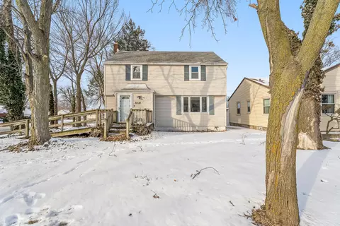3233 Ridge Rd, Highland, IN 46322