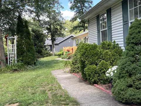 10901 N 555, De Motte, IN 46310 photo 8