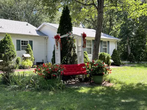 10901 N 555, De Motte, IN 46310 photo 7