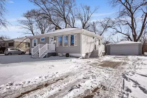 3340 Maple Dr, Highland, IN 46322