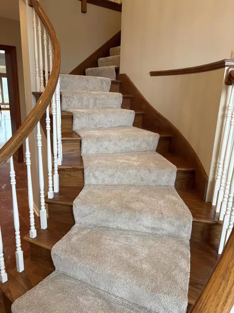 Entry Way - 955 Killarney Dr, Dyer, IN 46311 photo 3 of 7