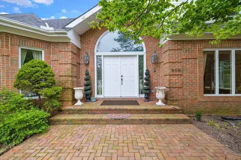 Entry Way - 955 Killarney Dr, Dyer, IN 46311 photo 7 of 7