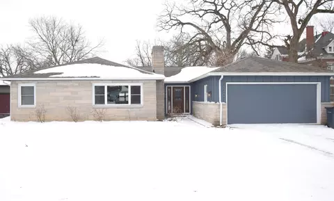 225 W Grace St, Rensselaer, IN 47978