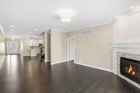 Living - 9170 W 107th Pl, Saint John, IN 46373 photo 3 of 6